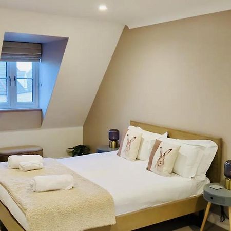 Modern Town House In Cotswolds - 3 Double Bedrooms Witney Dış mekan fotoğraf