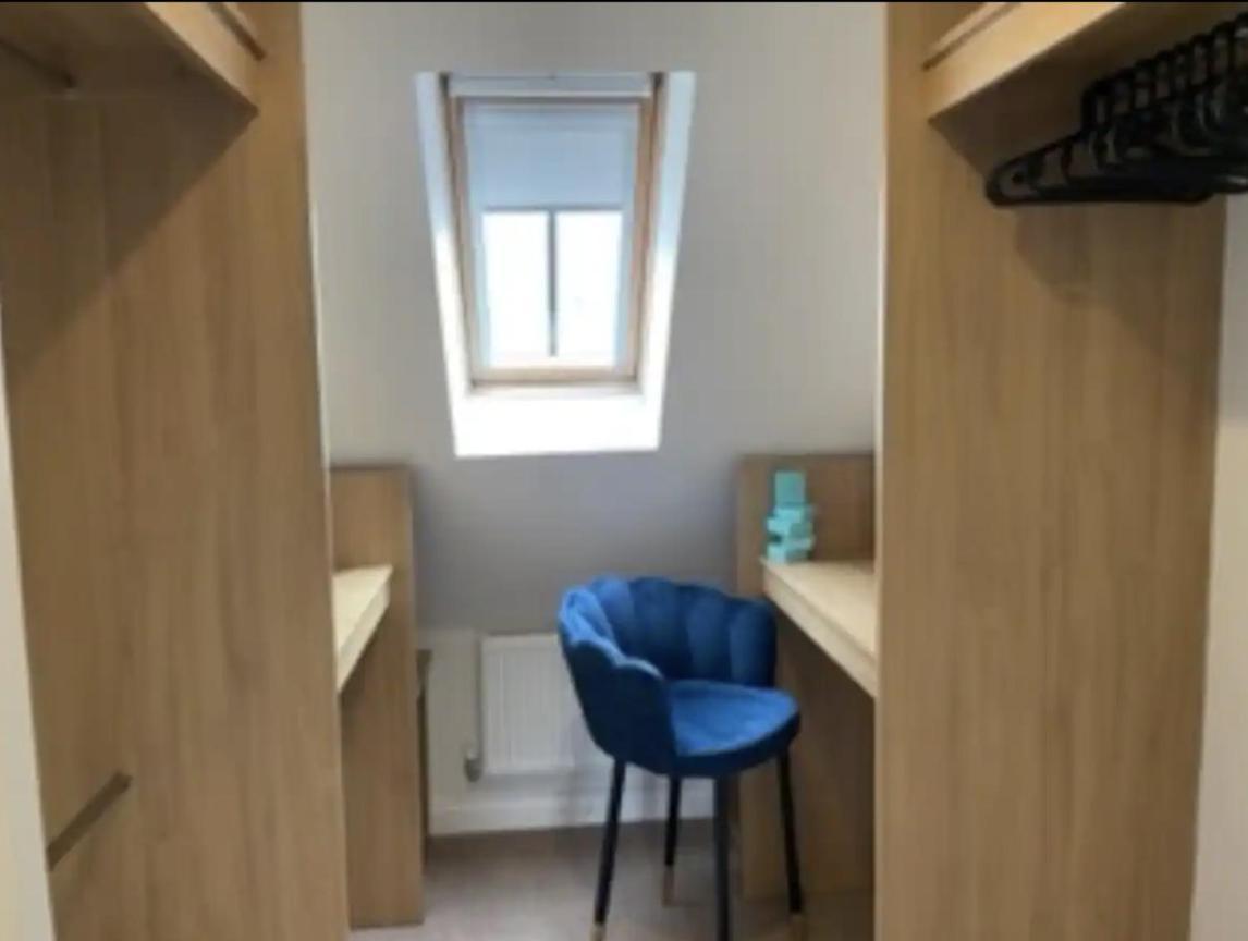 Modern Town House In Cotswolds - 3 Double Bedrooms Witney Dış mekan fotoğraf